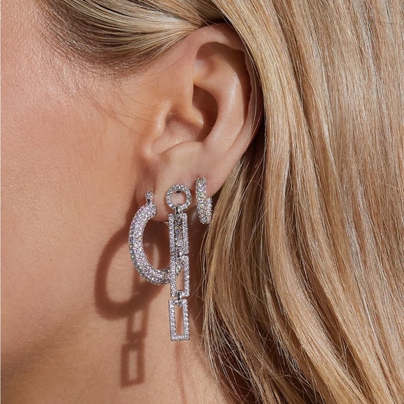 LUV AJ Mini Chain Link Studs - Picture 6 of 8